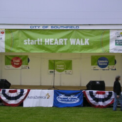 OLYMPUS DIGITAL CAMERA Throw Yo Hands Up Entertainment